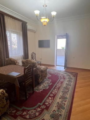 Yerevan nights Three Bedroom House